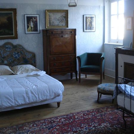 Bed and Breakfast Le Chevalier D'Eon Тоннер Экстерьер фото